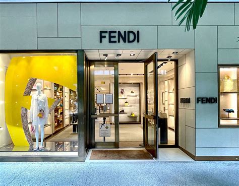 fendi in paesi orientali|fendi stores in italy.